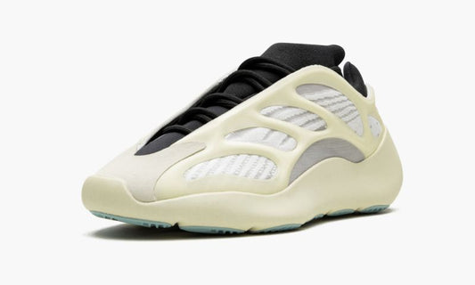 700 V3 Azael